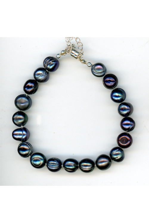 Black Peacock Pearl Bracelet