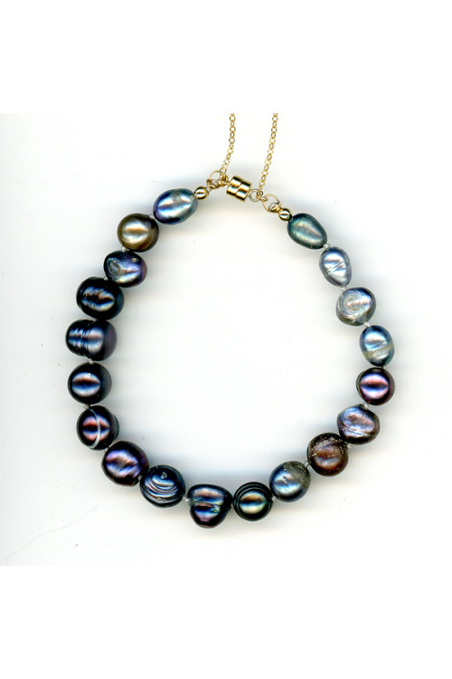 Black Peacock Pearl Bracelet