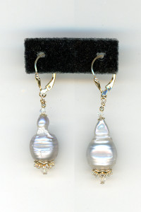 Edison Pearl Earrings